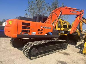 Excavatrice sur chenilles Hitachi ZX200 d'occasion, d'origine japonaise, faible nombre d'heures de travail, bon état, 20 tonnes, hydraulique, pour travaux de construction - Product Image 1
