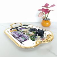 Europese keramische vaatwasmachinebestendige deksel met holle kant, goud/zilver, rechthoekige schaal, multifunctionele fruit schaal, voor thuisgebruik en feesten.