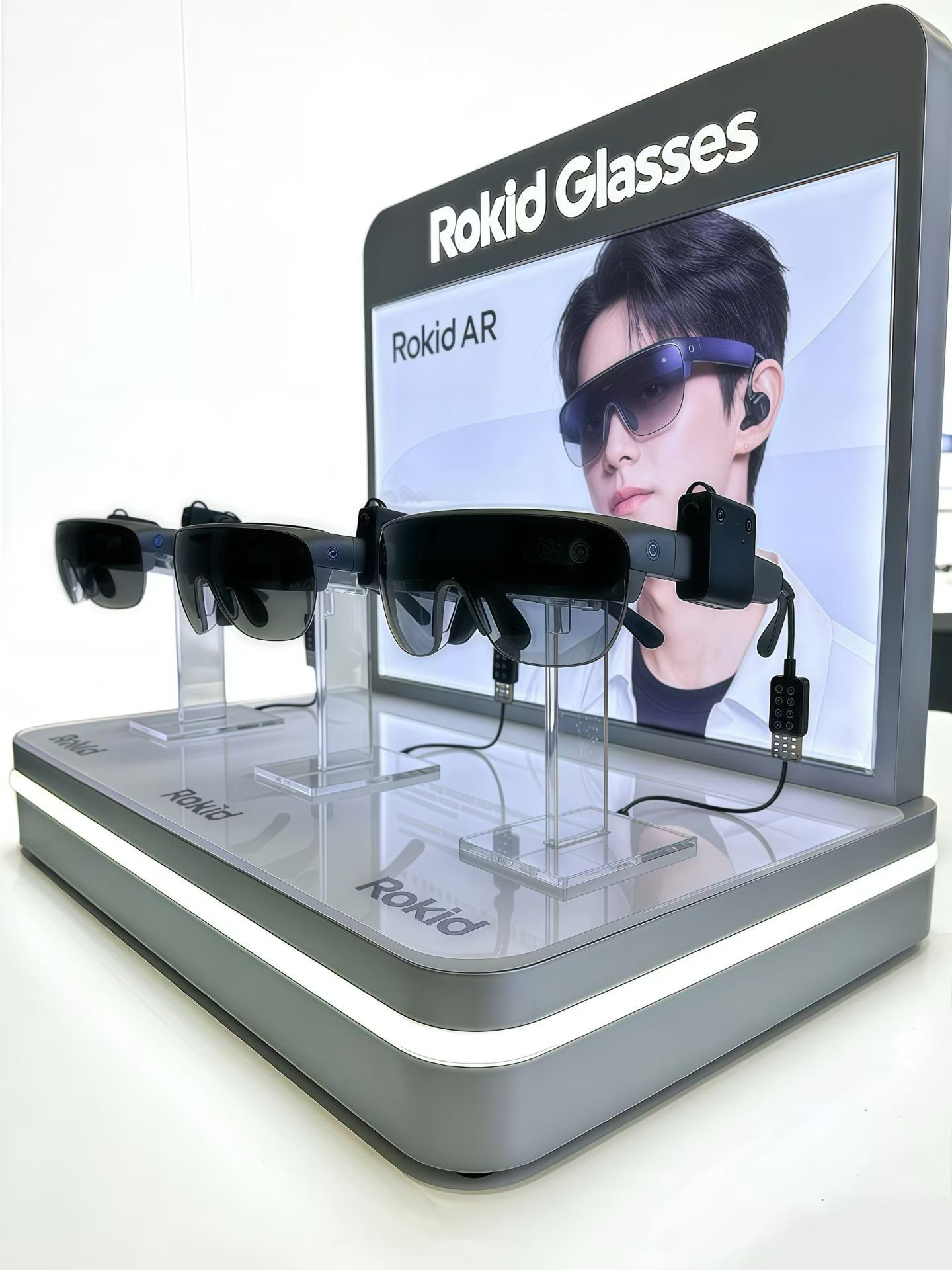 Apache Custom Acrylic Desktop AI Smart Glasses Display Stand with LED Light Box Eyewear Showstand for Electronic & Retail Store — view 5