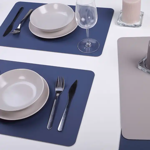 Napperon antidérapant couleur double face personnalisé OEM Tapis <span class=keywords><strong>de</strong></span> <span class=keywords><strong>table</strong></span> en similicuir résistant au chauffage Tapis <span class=keywords><strong>de</strong></span> <span class=keywords><strong>table</strong></span> à manger pour la cuisine - Product Image 4