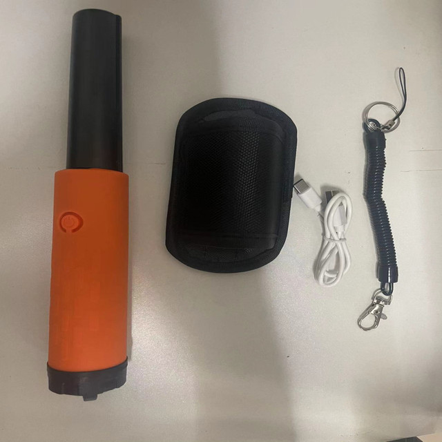 For USB Rechargeable Waterproof Pinpointer Hand Held Metal Detector Long Range Underground Gold Plastic GT190