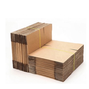 En stock boîtes de déménagement en carton robuste armoire ondulée grande et petite boîte de carton de stockage