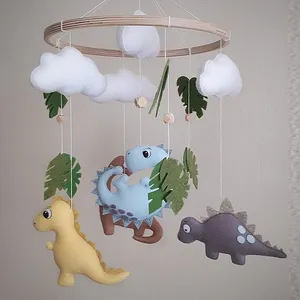 Dinosaurio móvil de fieltro hecho a mano para bebé, cuna de bebé, decoración de guardería para niños o niñas