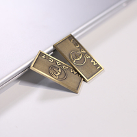 Etiqueta de logotipo personalizado de fundición de Metal para muebles, placa de logotipo de latón antiguo de alta gama, placa de etiqueta de metal para muebles