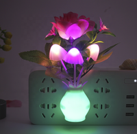Lampe murale LED de chevet RGB en forme de rose avec capteur de contrôle, alimentation CA, corps en plastique, lumière rose multicolore