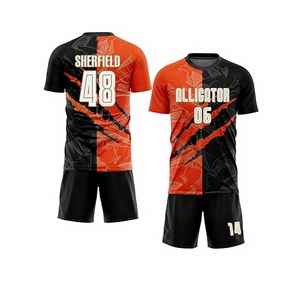 Conjunto de Camiseta de Fútbol Transpirable, 100% Poliéster, Camiseta de Fútbol Unisex de Manga Corta, Secado Rápido para Invierno, Personalizable para Equipos - Product Image 1