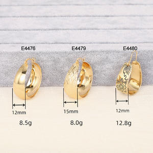 Boucles d'oreilles créoles dorées pour femmes, bijoux de fête tendance, plaqué or, alliage de zinc, grandes boucles d'oreilles mode, pièce maîtresse - Product Image 5