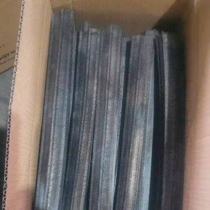 Briquetas de Carbón Vegetal Natural de Vietnam, de Aserrín de Madera, Alto Contenido de Carbono, Sin Humo, para Barbacoa, Camping y Restaurantes - Product Image 1