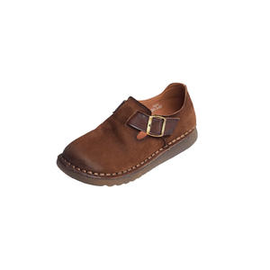 Zapatos de mujer de piel hechos a mano con punta redonda, estilo retro, de boca baja, tacón plano y suela suave, novedad de primavera. - Product Image 5