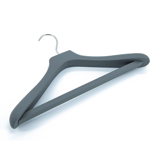 Cintres <span class=keywords><strong>de</strong></span> luxe <span class=keywords><strong>en</strong></span> gros pour vêtements, cintres <span class=keywords><strong>en</strong></span> <span class=keywords><strong>bois</strong></span> personnalisés avec barre pour manteau - Product Image 6