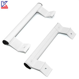Tipo di alluminio bianco moderno C maniglia della porta con la caratteristica di spinta e di tirata per le <span class=keywords><strong>finestre</strong></span> a battente in fabbrica degli appartamenti direttamente - Product Image 1