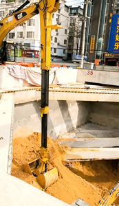 XE400, flèche télescopique de 26 m, chargement/déchargement de fosses de fondations profondes, construction de caissons de ponts, tranchées profondes, pipelines - Product Image 4