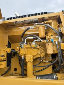 Excavadora de cadenas usada 325D/325DL/330DL en venta, capacidad de cazo de 1.6m, motor Isuzu, alta potencia de excavación - Product Image 2