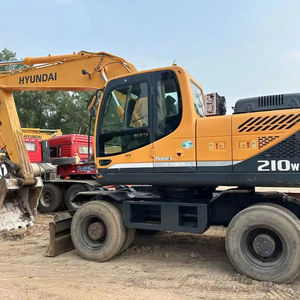 Excavatrice sur pneus hydraulique Hyundai 210w-9 d'occasion, 90% neuve, modèle 2020, moteur et boîte de vitesses en bon état, prix bas, à vendre - Product Image 1