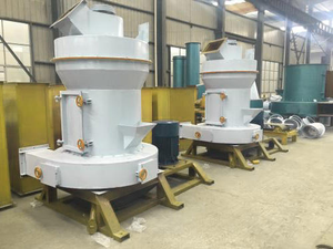 UNIQUEMAC Mining Raymond Mill Machine Calcium Carbonate Superfine Grinding 4-15t/h AC Motor - Product Image 5