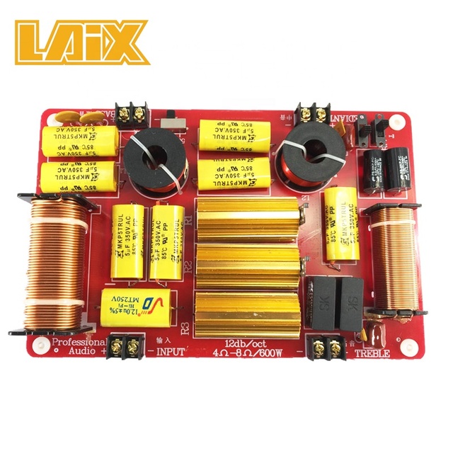 Professional Stage Crossver Three Way Speaker Crossover Midrange, Treble and Bass 3 Way Pro Audio Crossover Speaker Crossover
