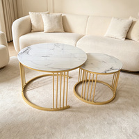 Ensemble de tables basses rondes modernes de luxe léger pour la maison, avec structure métallique durable et plateau en verre trempé effet marbre