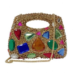 Pochette de luxe pour femme entièrement ornée de diamants, sac à main triangulaire et rond portable en strass, sac à main brillant - Product Image 2