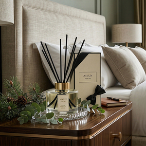 Aikun Luxury Clear Glass Bottle <b>Aroma</b> <b>Diffuser</b> Packaging Box IP16 Sandalwood 200ml Reed <b>Diffuser</b> Gift Set For Bedroom Decoration - Product Image 1