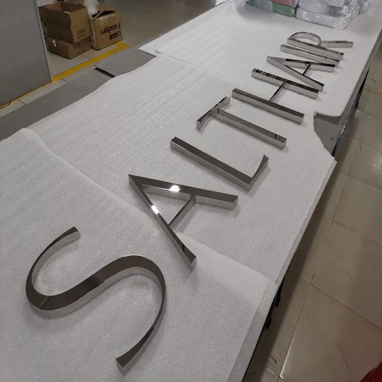 Segni di fabbrica fornitore di business personalizzata segno in acciaio inox lettere in metallo per il logo della società