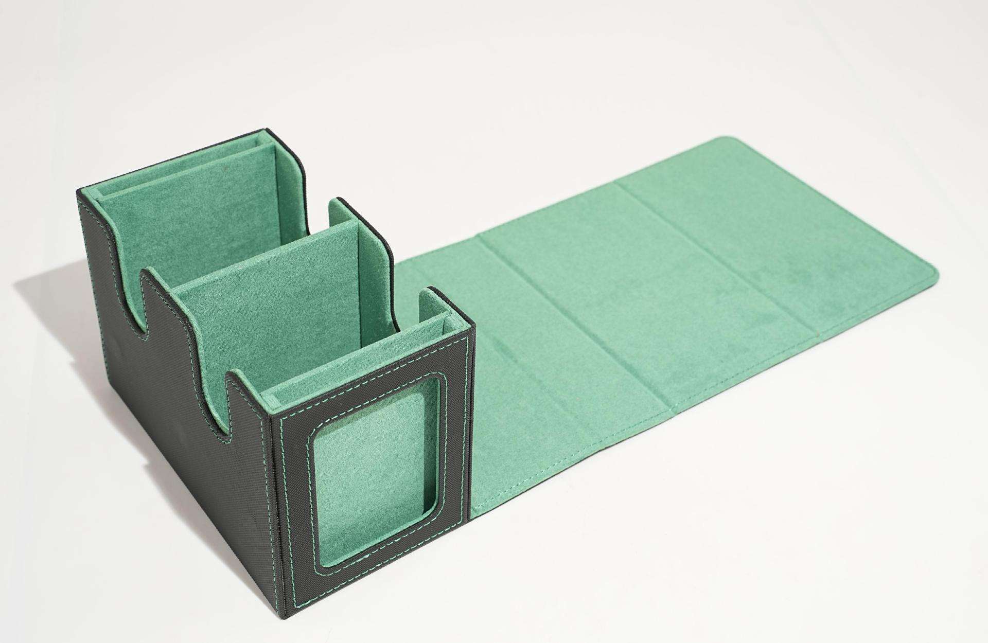 ดำ เขียวเข้ม