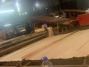 Meranti Veneer 0,5mm de espesor a grado Buena calidad Meranti Veneer Precio de fábrica - Product Image 6