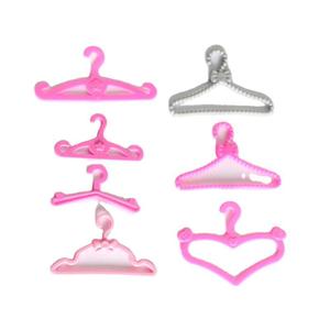 Accessoires pour maison de poupée : mini-cintres de poche miniatures de style européen pour modèles Bjd, simulant des scènes de la vie réelle - Product Image 5