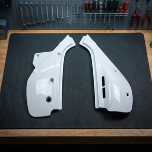 Kit Carene Moto XFUN in Plastica ABS Bianca con Pannelli Laterali per XR 600 1988-2002 Prodotto in Italia - Product Image 3