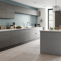 Meubles de cuisine modulaires modernes style Shaker à prix d'usine avec designs personnalisés et évier pour intérieurs d'appartements de luxe