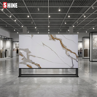 Dalles de pierre de quartz en livraison directe 3200x1600mm – Grande réduction pour comptoirs de cuisine et dessus de table de salle de réunion pour bureaux d'entreprise