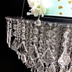 Candelabro <span class=keywords><strong>de</strong></span> cuentas <span class=keywords><strong>de</strong></span> cristal Diamante suspendido colgante soporte para <span class=keywords><strong>pastel</strong></span> columpio <span class=keywords><strong>pastel</strong></span> acrílico <span class=keywords><strong>pastel</strong></span> plato Topper decoración nupcial <span class=keywords><strong>de</strong></span> la boda - Product Image 4