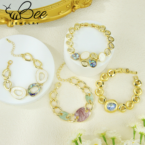 Exquisita Pulsera de Tenis Bohemia de Vidrio Esmaltado, Personalizada, Chapada en Oro de 14k, con Dijes de Cristal y Cadenas Hechas a Mano - Product Image 4