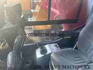 รถเครนตีนตะขาบ 60 ตัน ปี 2022 พร้อมชุดเกียร์เครื่องยนต์ แบริ่ง SCC1000A-6 ความสูงยกสูงสุด 50 เมตร รับประกัน 1 ปี ค่าขนส่งต่ำ - Product Image 3