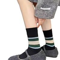 Chaussettes mi-mollet amples en laine respirante sans couture à rayures imprimées style coréen pour femme – Tendance, chic et style preppy pour l'hiver