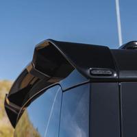 Kit carrosserie complet OEM Land Rover Defender 90/110/130 2020+ à 2025 : éclairage de toit style urbain, couvre-roues et passages de roues larges, pare-chocs