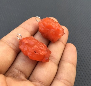 2 Pieces 92.5 Sterling Silver Pendant Natural Carnelian Rough <b>Orange</b> Gemstone Jewelry <b>Gift</b> Top Quality Manuracture - Product Image 3