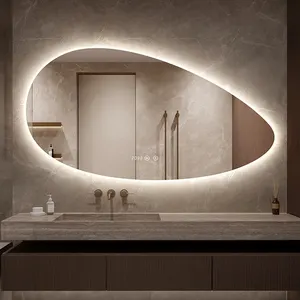 Miroir Led irrégulier de luxe miroir de salle de bain à écran tactile avec chauffage désembuage miroir intelligent pour projet d'hôtel de Villa