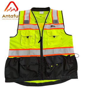 Gilet d'ingénieur réfléchissant de classe 2 ANSI, tissé lourd, bicolore, avec col rembourré pour supporter un poids supplémentaire, poches cargo - Product Image 3