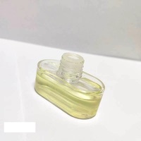 Accessoires de voiture de luxe Clip d'évent Diffuseur d'huile aromatique Désodorisant avec bouteille en verre vide 5ml
