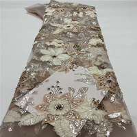 Tissu brodé de fleurs en relief 3D avec perles AO.YI. pour robes de mariée et robes de soirée - Robes de mariée et tenues de soirée