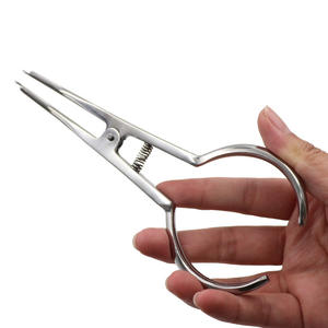 Esistono due specifiche di pinze per apertura dentale per l'insegnamento nelle scuole di medicina, adatte per laboratori e cliniche odontoiatriche. - Product Image 2