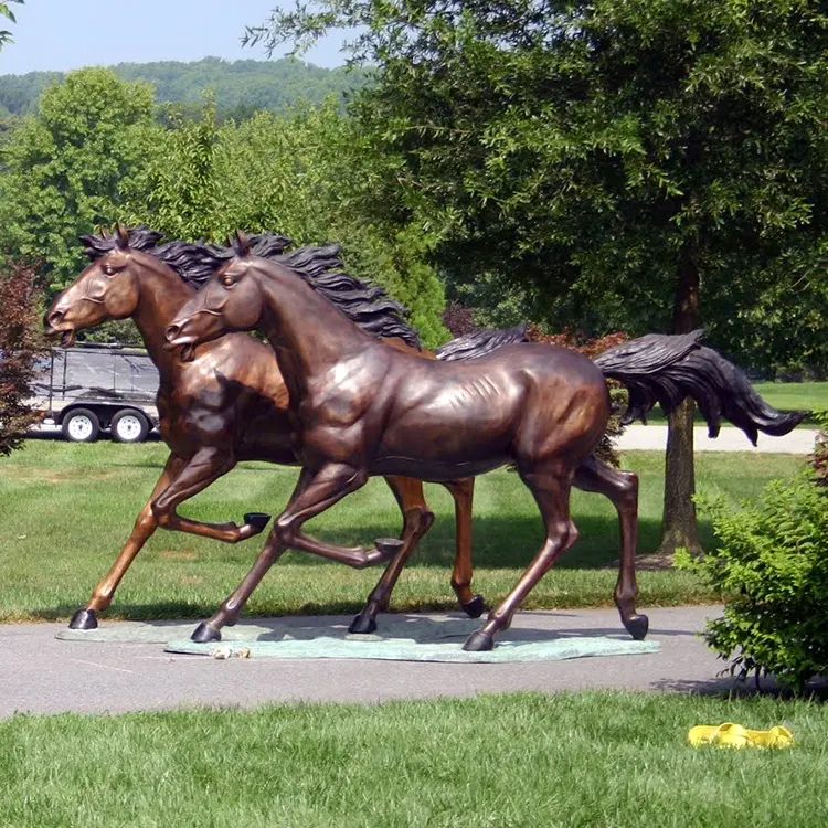 Estatua de animales de tamaño real, dos esculturas de bronce de caballo corriendo para decoración de parque