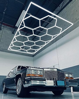 Lumière de garage hexagonale 6500k de haute qualité de nouvelle conception pour le magasin de voiture et la lumière hexagonale LED