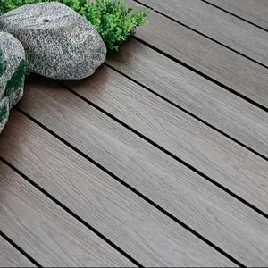 Piastrella per pavimenti in legno in plastica composita per wpc