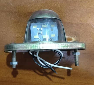 Vente en gros bon <span class=keywords><strong>prix</strong></span>, feux de <span class=keywords><strong>remorque</strong></span> de camion 24v imperméable 6 LED lampe de <span class=keywords><strong>plaque</strong></span> <span class=keywords><strong>d</strong></span>'<span class=keywords><strong>immatriculation</strong></span> en fer - Product Image 1