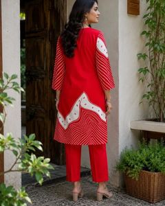 Fashion <b>Red</b> Bandhani Border Rayon Kurta Pant Set With Embroidery Comfortable Breathable Rayon Fabric Ethnic Outfit Suitable - Product Image 4