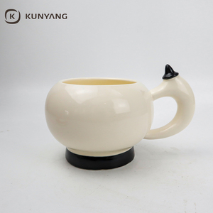 Taza de Café de Cerámica con Tapa de Sombrero de Mago 3D, Taza de Té de Porcelana con Dibujos Animados Navideños, Apta para Microondas, con Logotipo Personalizado, Venta al por Mayor, Regalo Navideño - Product Image 2
