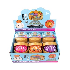 Caja Sorpresa de Squishy Misterioso Arcoíris, Juguete Antiestrés de Espuma de PU de Levantamiento Lento con Forma de Dumpling al Vapor, Juguete Sensorial de Alimentos para Apretar - Product Image 3