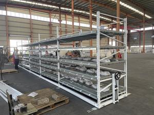 Système hydroponique vertical multicouche avec table de culture, pompe et irrigation, banc roulant commercial à flux et reflux, et éclairage de culture - Product Image 5