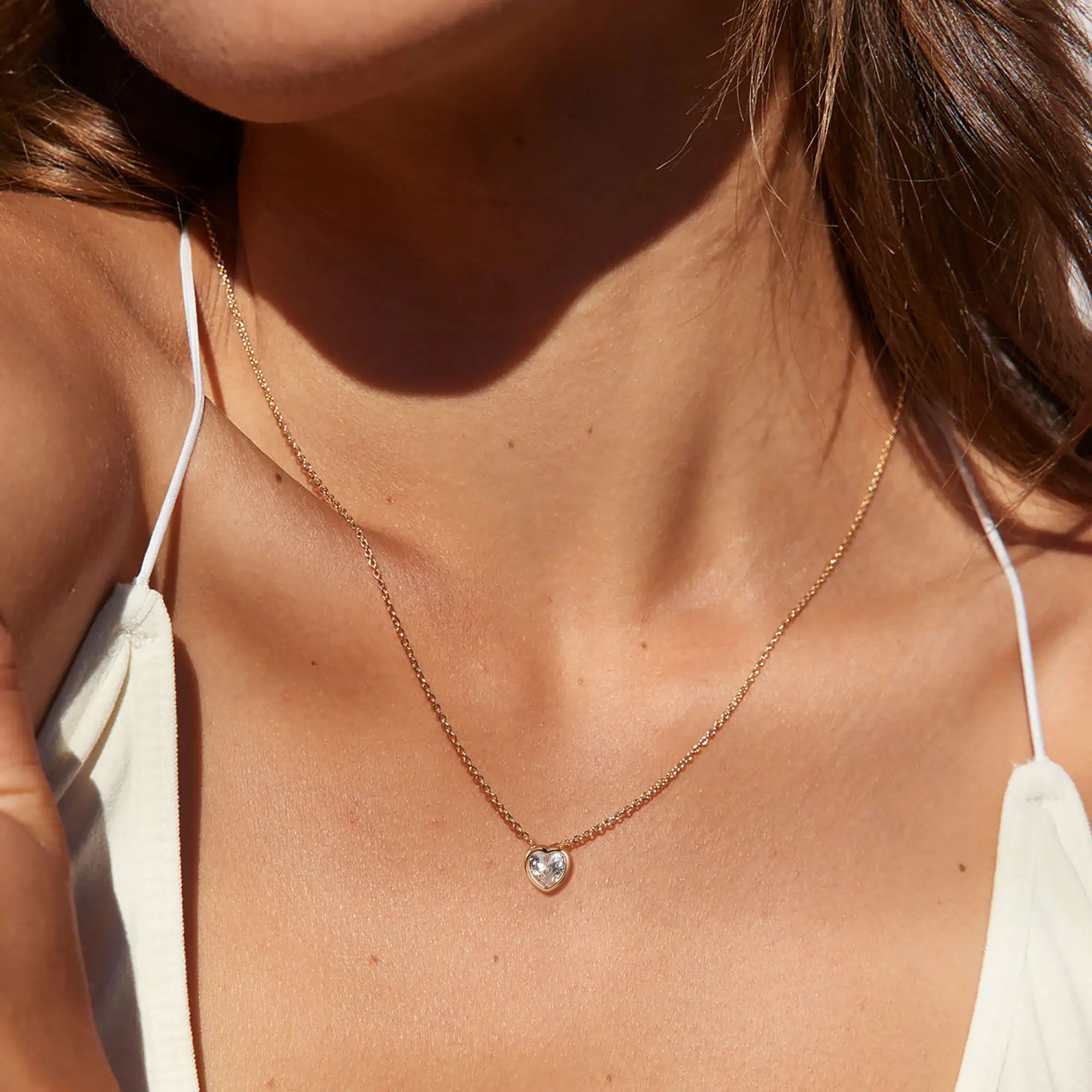 NUORO Fashion – collier en forme de cœur en diamant plaqué or 14K pour femmes, collier en acier inoxydable avec pendentif en forme de cœur en Zircon